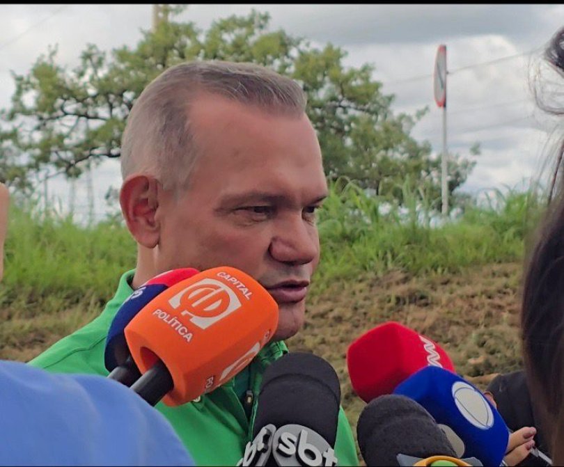 Bolsonaro confirma pré-candidatura de WF para o Governo do Estado...