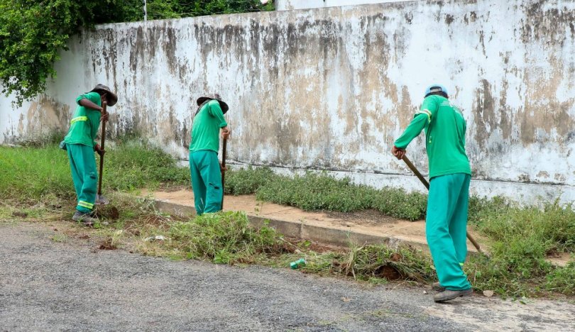 Mutirão de limpeza atende 100 bairros de VG em uma semana...