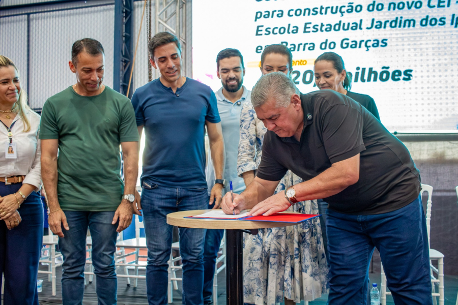 Prefeitura assina autorização para obras de escola no Jardim dos Ipês