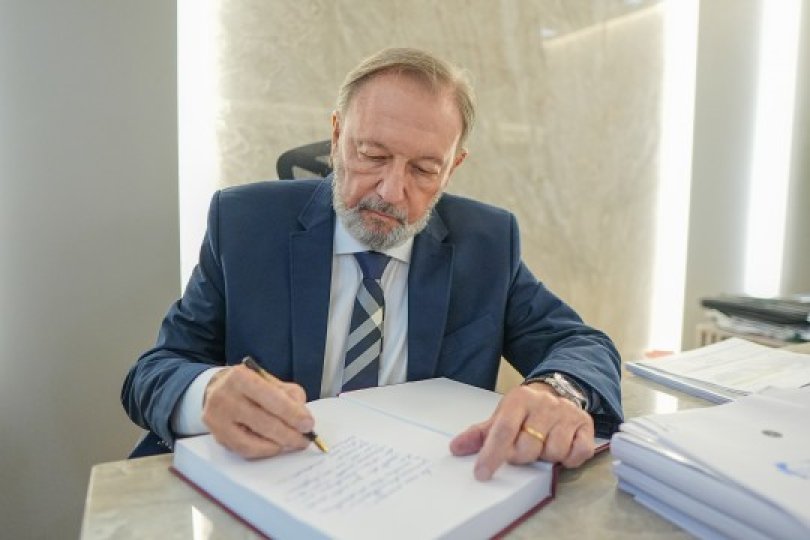 Conselheiro de MT recebe nota máxima...