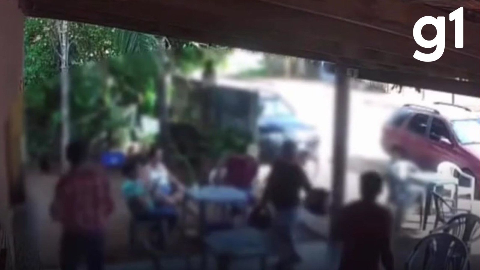 Mulher é investigada por matar homem com golpes de capacete em bar em MT