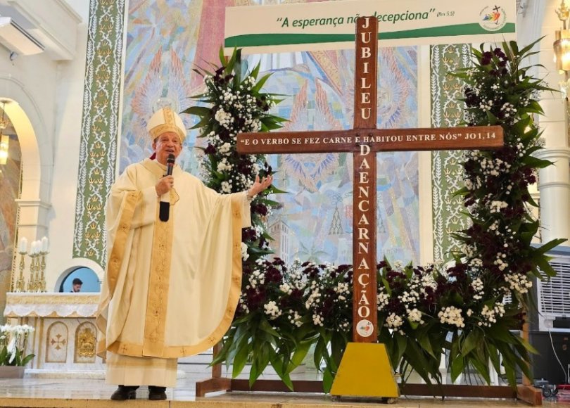 Dom Mário se despede de Cuiabá com celebração na Catedral ...