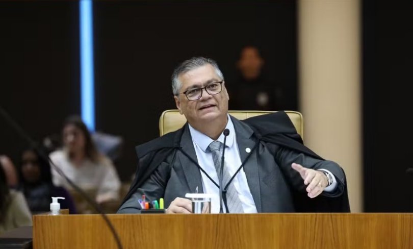 Dino defendepenas mais altas e perda de cargo para juízes corruptos...