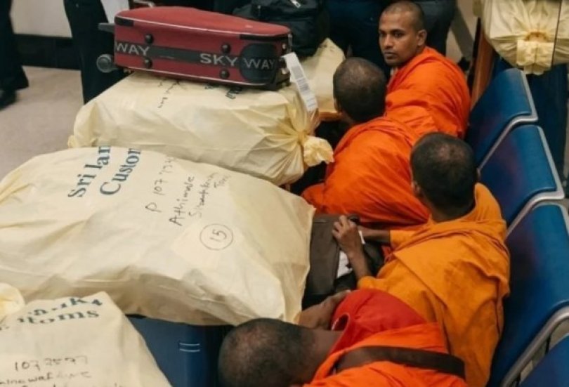 Grupo de monges budistas é preso com 110 kg de maconha...