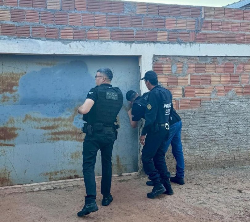 PC prende dois por "lavar" R$ 1,5 milhão de traficantes em MT...