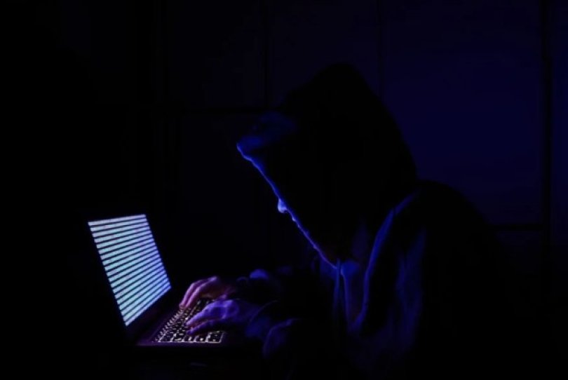 Fotógrafo é condenado a indenizar modelo por vender fotos íntimas dela...