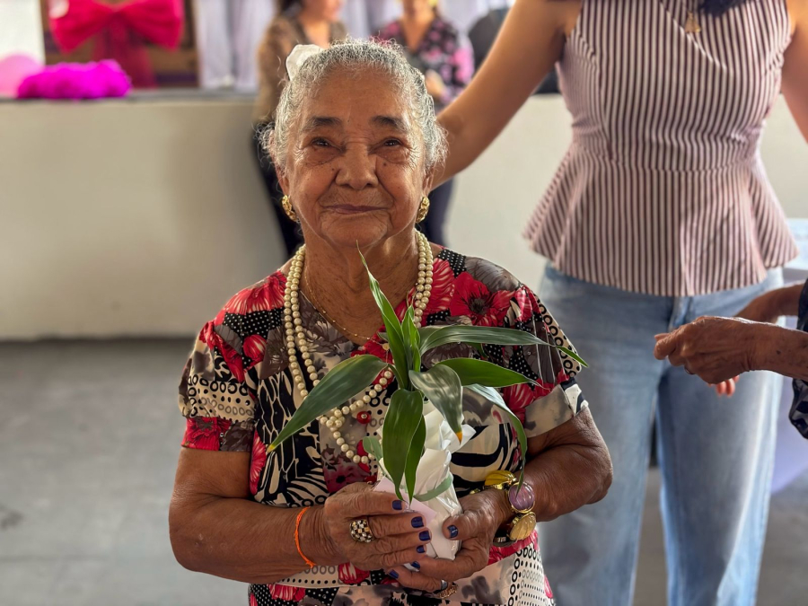 Prefeitura realiza almoço em homenagem ao Dia das Mães para famílias atendidas pelos CRAS de Barra do Garças