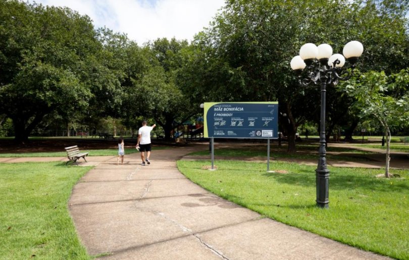 Sema realiza Trilha Interpretativa de Flora no Parque Mãe Bonifácia...