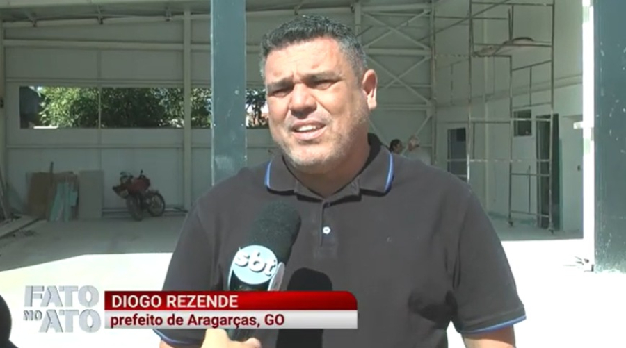 Prefeito em exercício Diogo Rezende entrega três viaturas ao Bombeiro Militar em Aragarças.