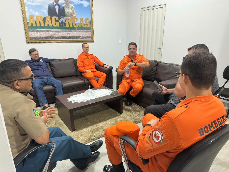 Prefeitura e Corpo de Bombeiros alinham ações de segurança para o evento Bombeiros na Praia