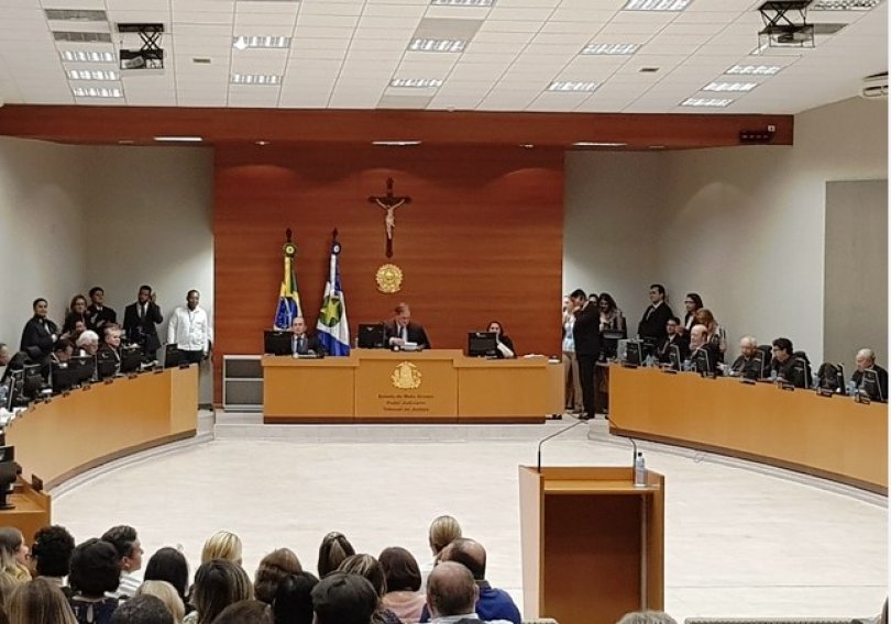 TJ mantém "extra" para a servidores de licença prêmio em MT...
