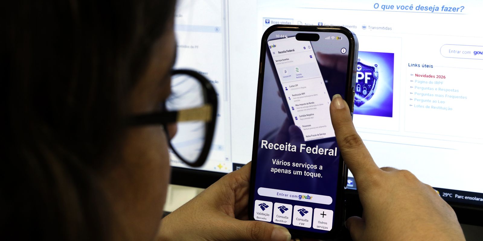 Receita paga nesta sexta-feira terceiro lote de restituição do IR 2026
