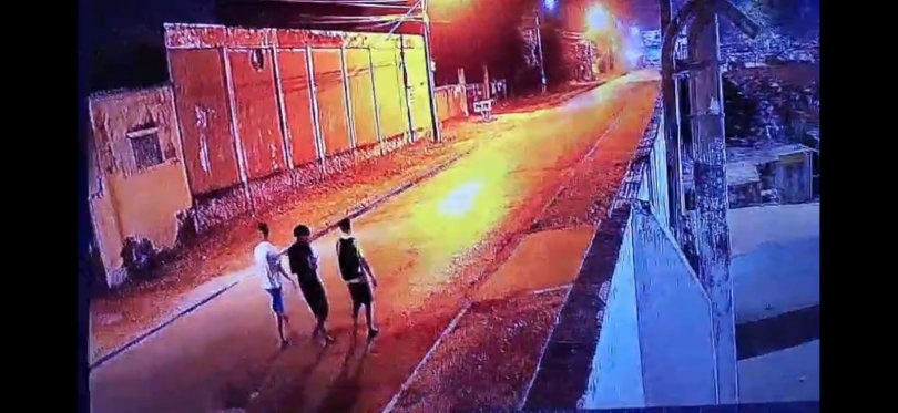 Trio invade pátio de empresa que leiloa veículos para furtar e acaba preso...