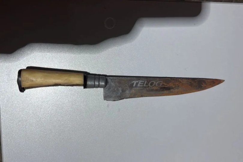 Mulher foge de casa após ser agredida e ameaçada de morte com faca...