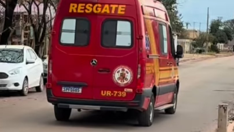 Acidentes com motos deixam 2 feridos e mobiliza bombeiros...
