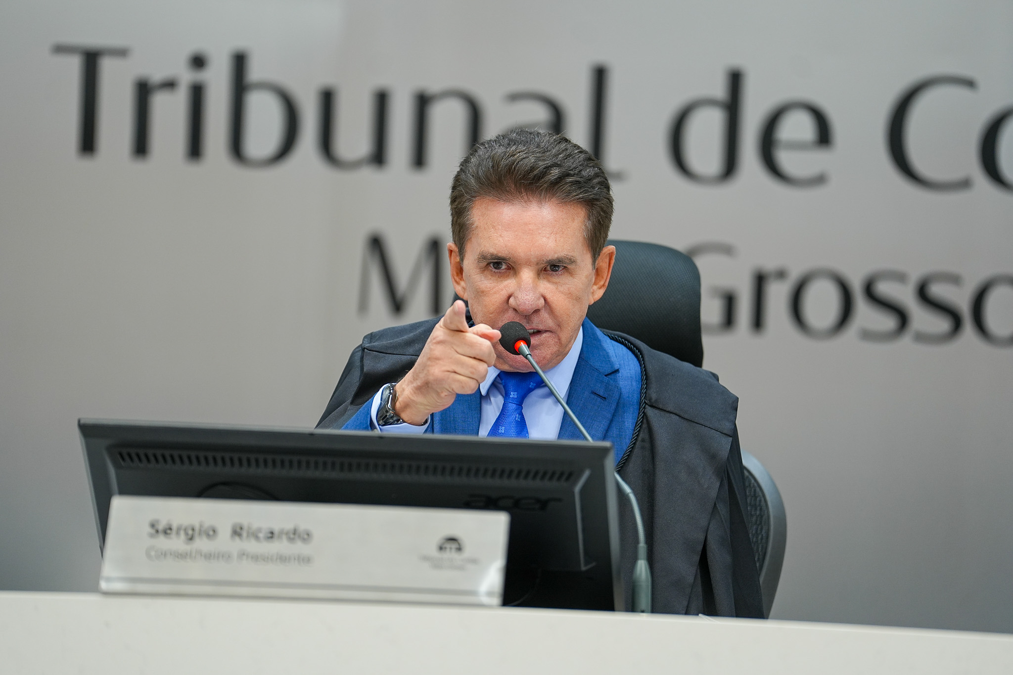 Sérgio Ricardo cria grupo para mapear a fome no estado e cobra adesão de prefeitos a programas federais