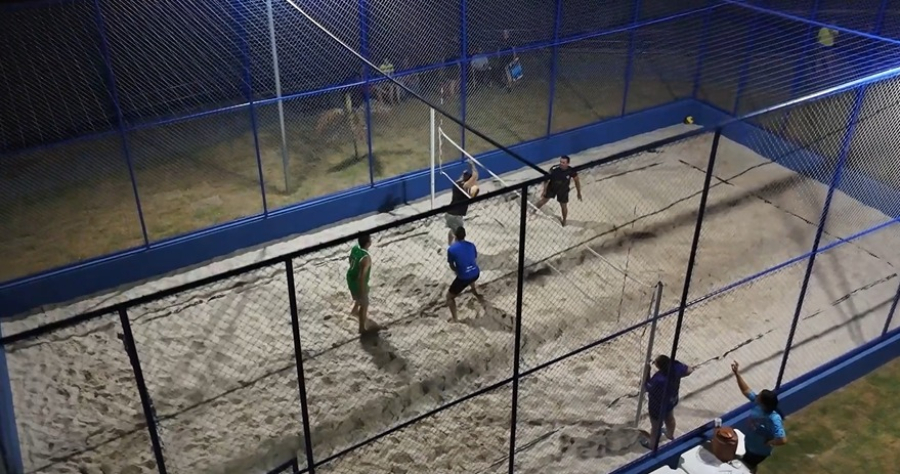 INAUGURADO CAMPO DE VÔLEI EM ARAGARÇAS