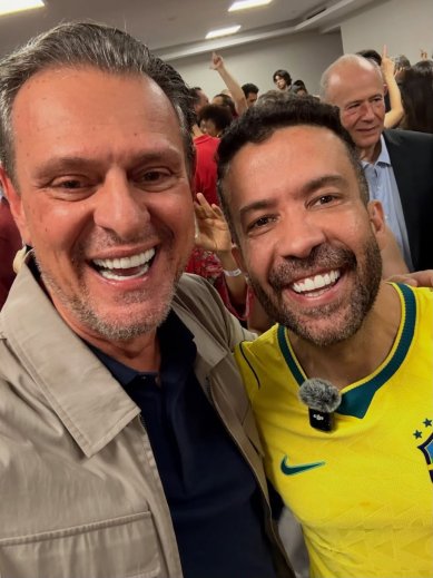 Fávaro comemora reeleição do presidente Lula: "É tetra"...