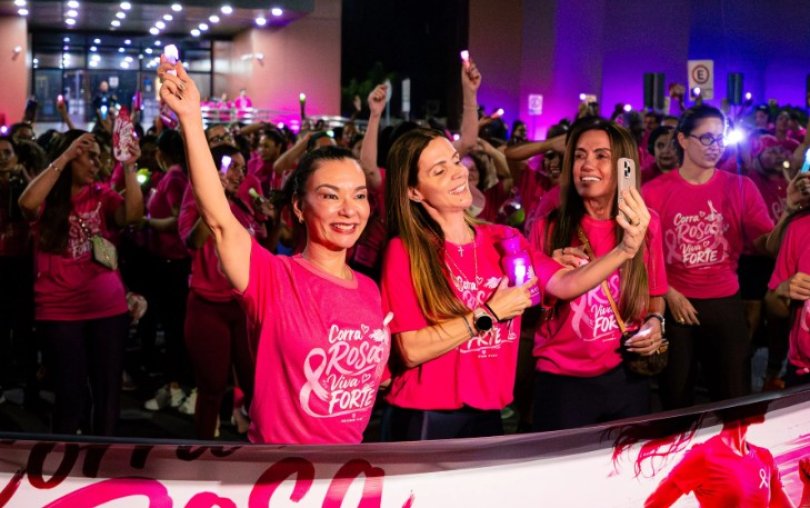 Fórum de Cuiabá realiza caminhada noturna pelo Outubro Rosa...